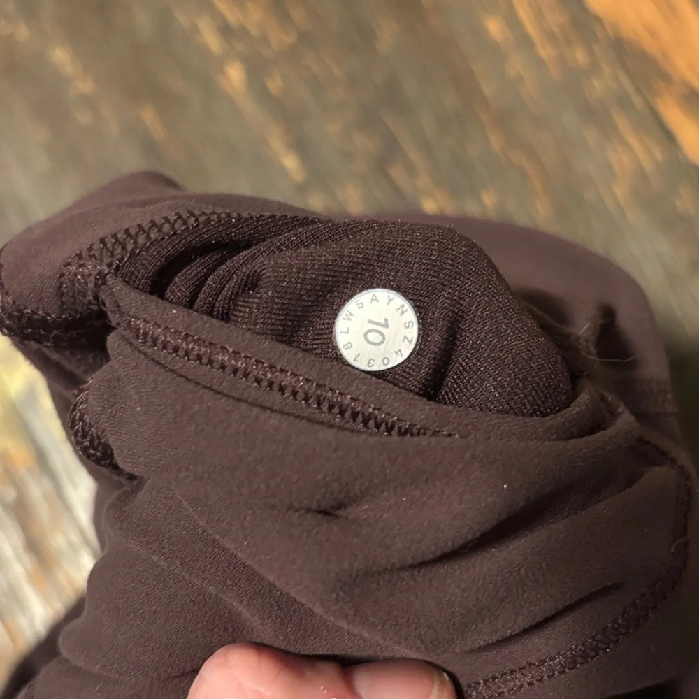 Lululemon Sz 10 Align Pant *Full Length 28" in 
Vintage Grape, 15%offw2+Bundle. - Picture 5 of 6